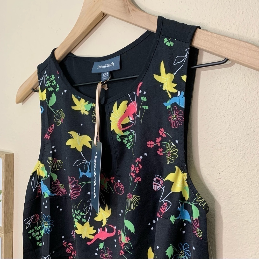 5/$15 | Modcloth | ‘Double Dare’ Sleeveless Top | NWT - Picture 5 of 14